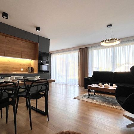 Plazowa Residence Щирк Екстериор снимка