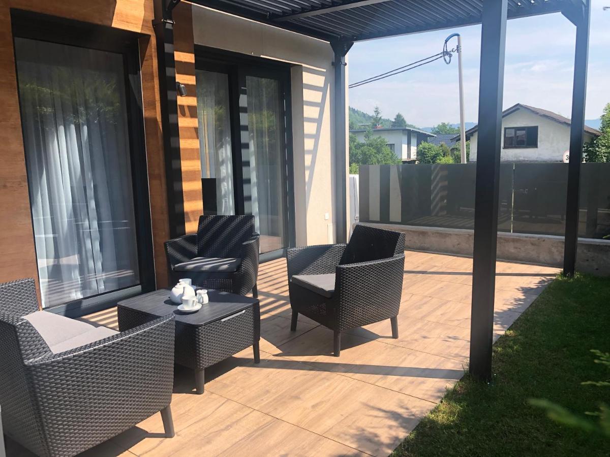 Plazowa Residence Щирк Екстериор снимка