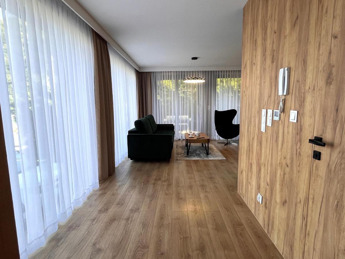 Plazowa Residence Щирк Екстериор снимка